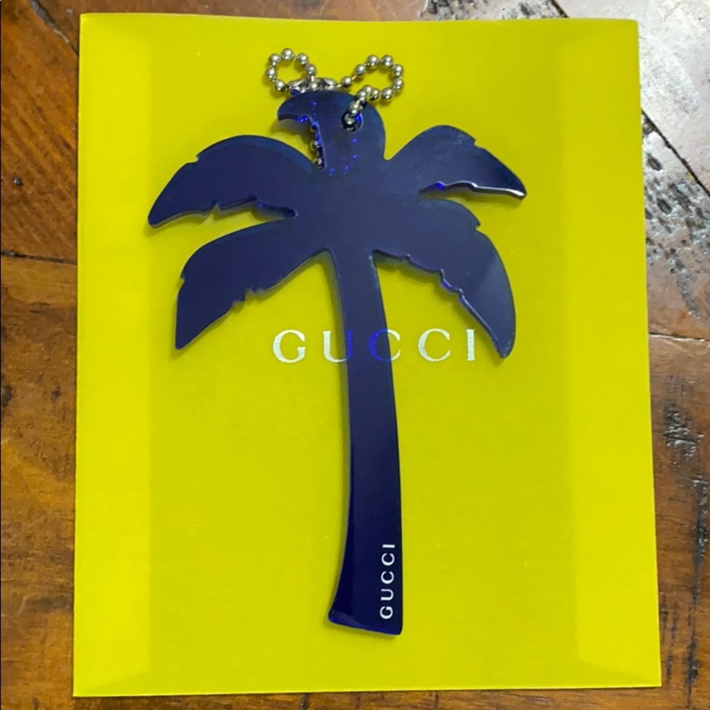 Gucci 🌴
